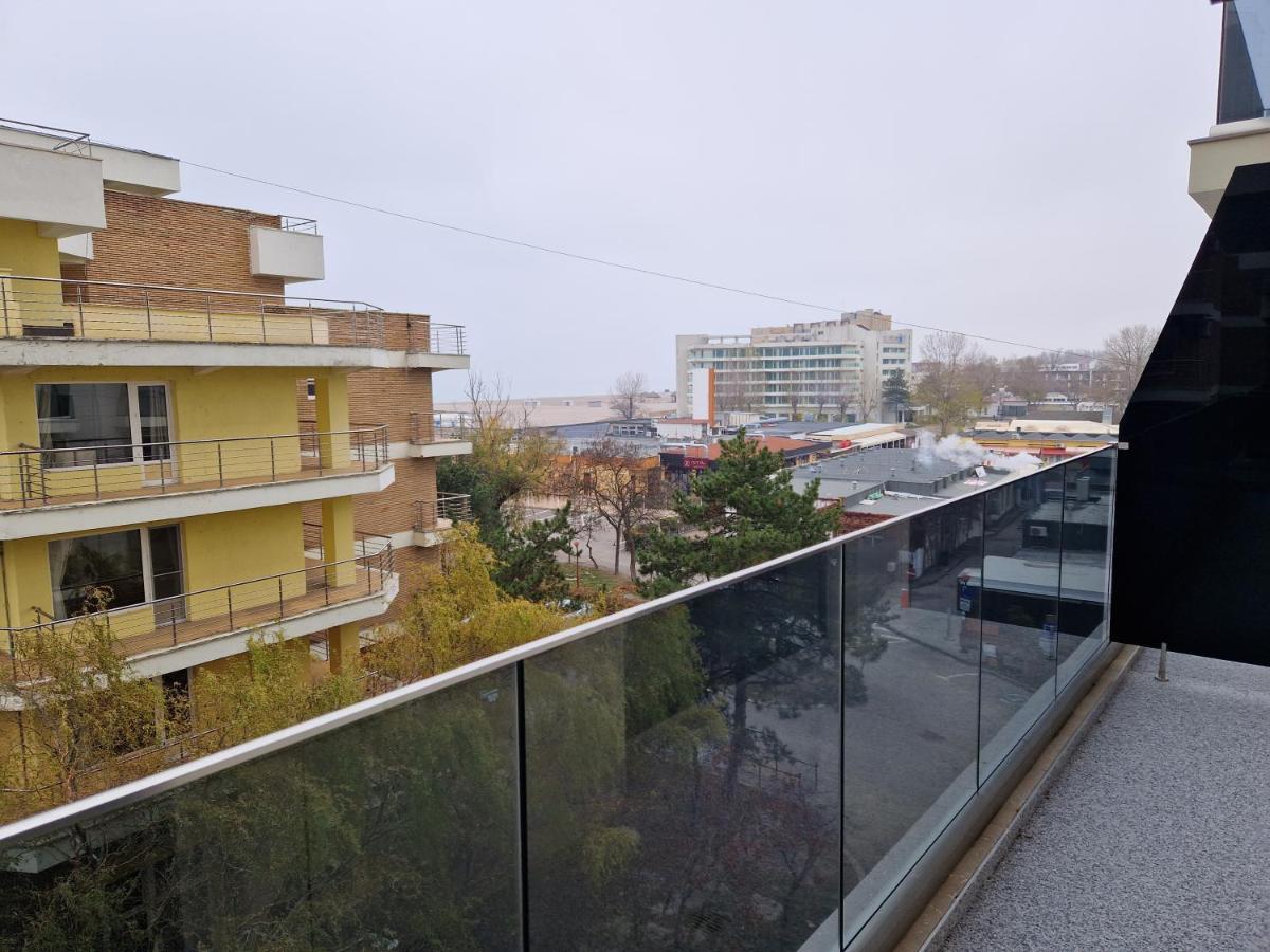 Alecsa 1 Luxury Apartment