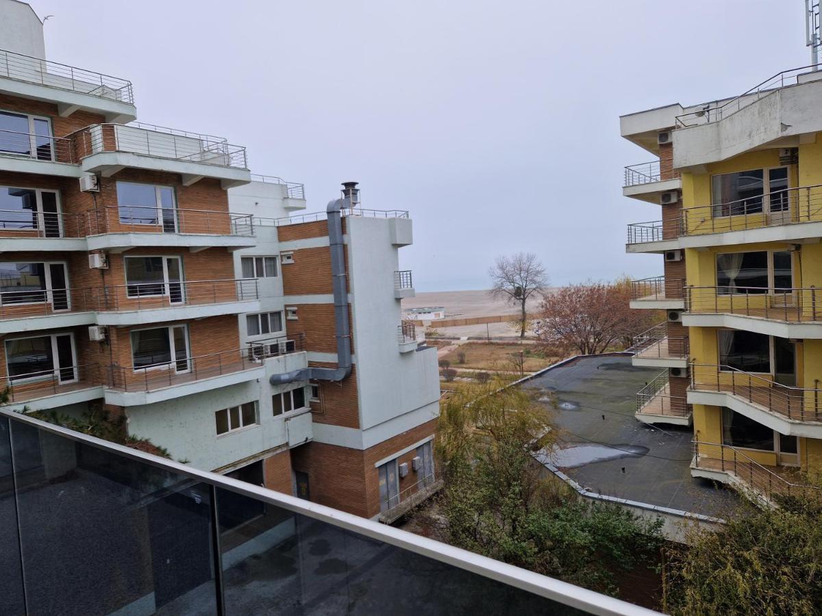 Alecsa 1 Luxury