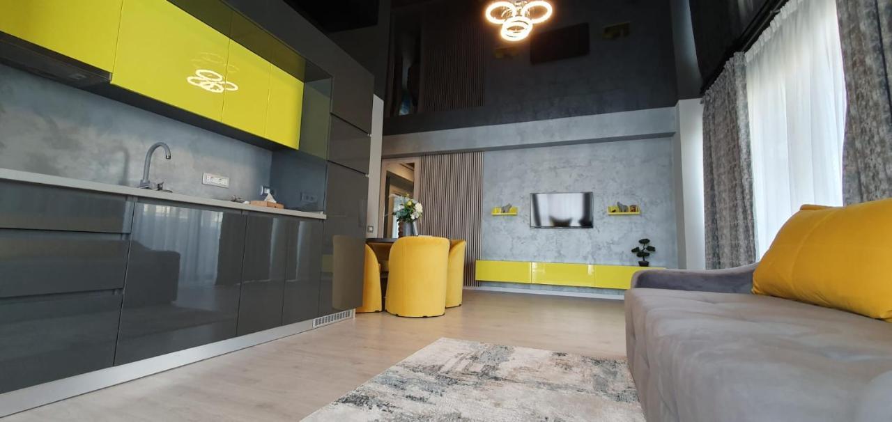 Alecsa 1 Luxury