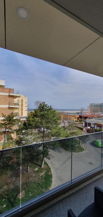 Alecsa 1 Luxury