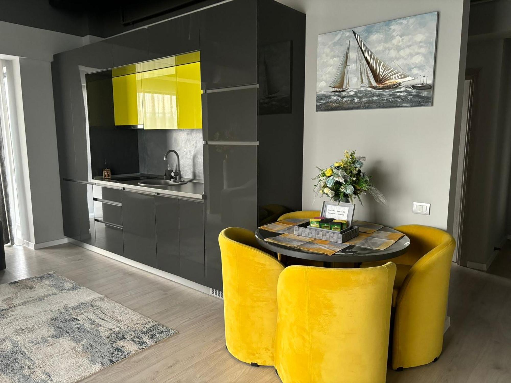Alecsa 1 Luxury *