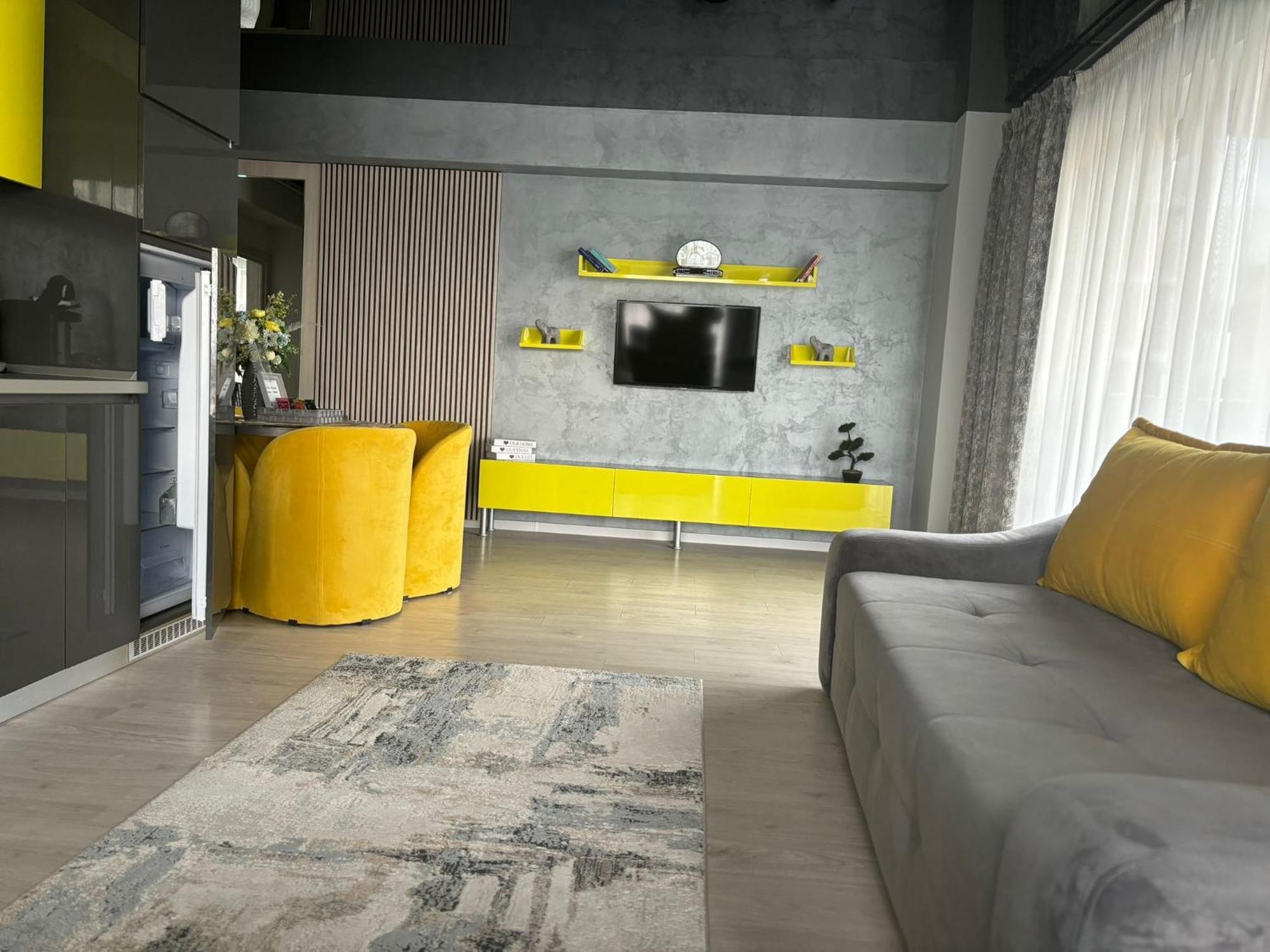 Alecsa 1 Luxury Apartment